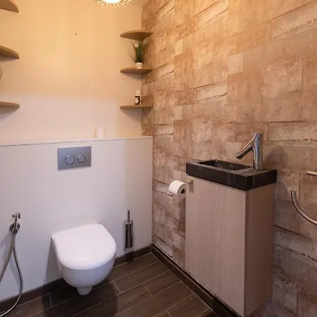 Duplex T3 Moderne Au Metro - Clim & Parking Prive Rouen