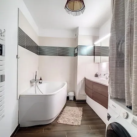 Duplex T3 Moderne Au Metro - Clim & Parking Prive * Rouen