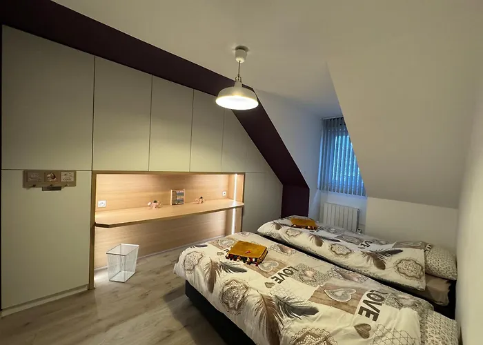 T3 Flat Moderne Sur 2 Etages Metro Parking Free Entrance Autonome Apartment