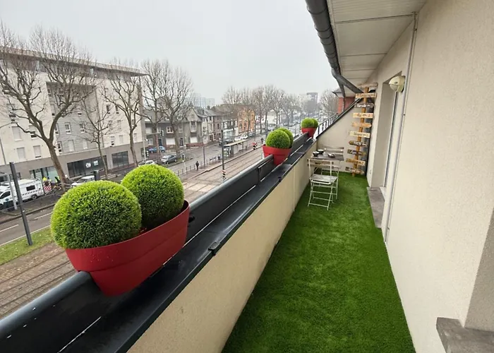 T3 Flat Moderne Sur 2 Etages Metro Parking Free Entrance Autonome *